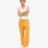 Bio-Jogginghose im Relaxed-Schnitt – gebranntes Gelb