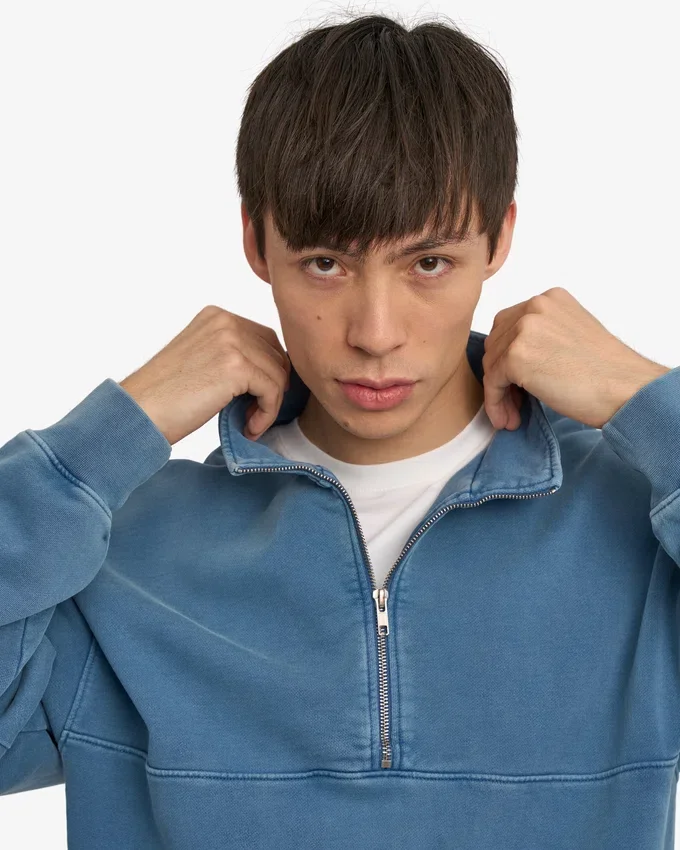 Bio-Pullover mit Troyer – verblasstes Indigo