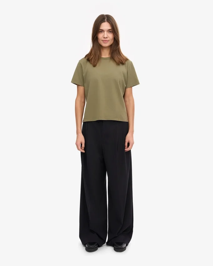 Bio-T-Shirt im Boxy-Crop-Schnitt – Dusty Olive