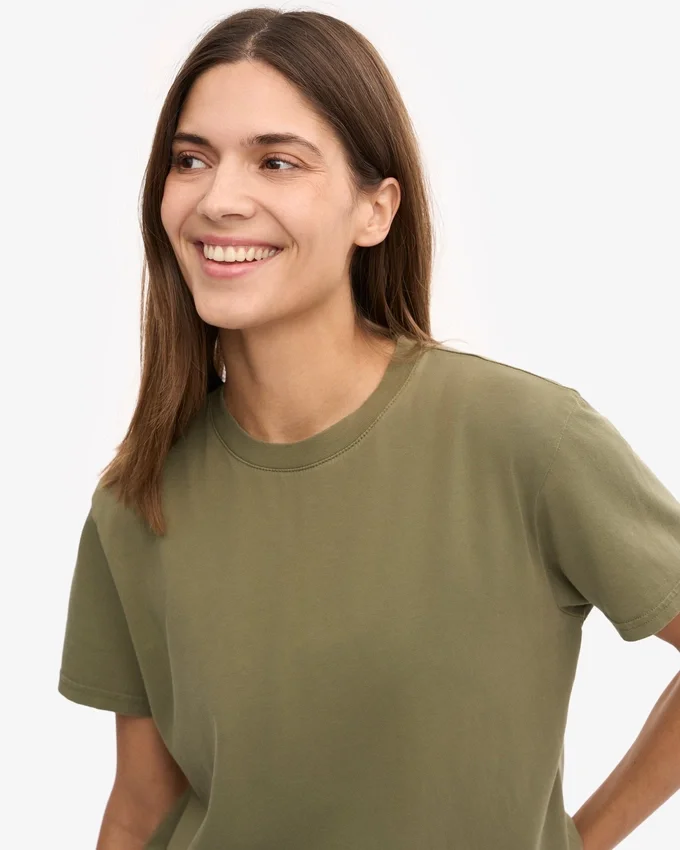Bio-T-Shirt im Boxy-Crop-Schnitt – Dusty Olive