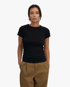 Bio-T-Shirt mit Rippmuster – Tiefschwarz