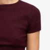 Bio-T-Shirt mit Rippstrick – Oxblood-Rot