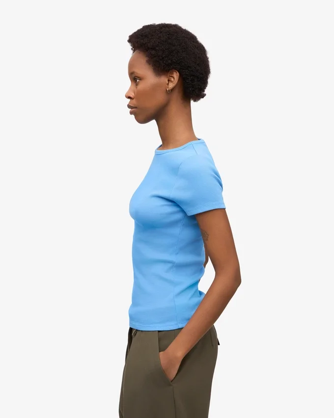 Bio-T-Shirt mit Rippstrick – Pazifikblau