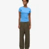 Bio-T-Shirt mit Rippstrick – Pazifikblau