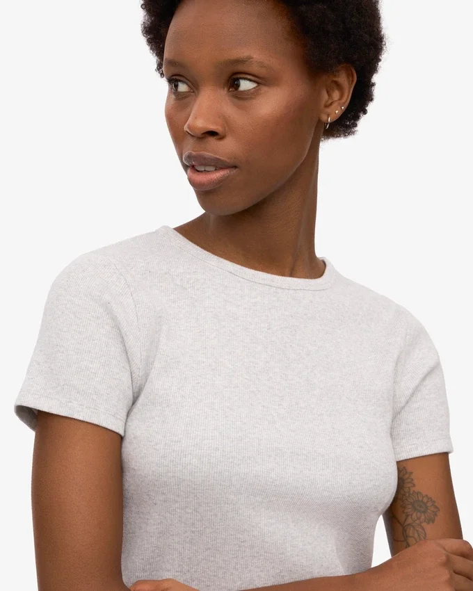 Bio-T-Shirt mit Rippstrick – Schneeweiß meliert
