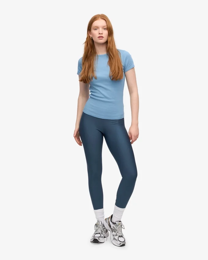 Bio-T-Shirt mit Rippstrick – Seaside Blue