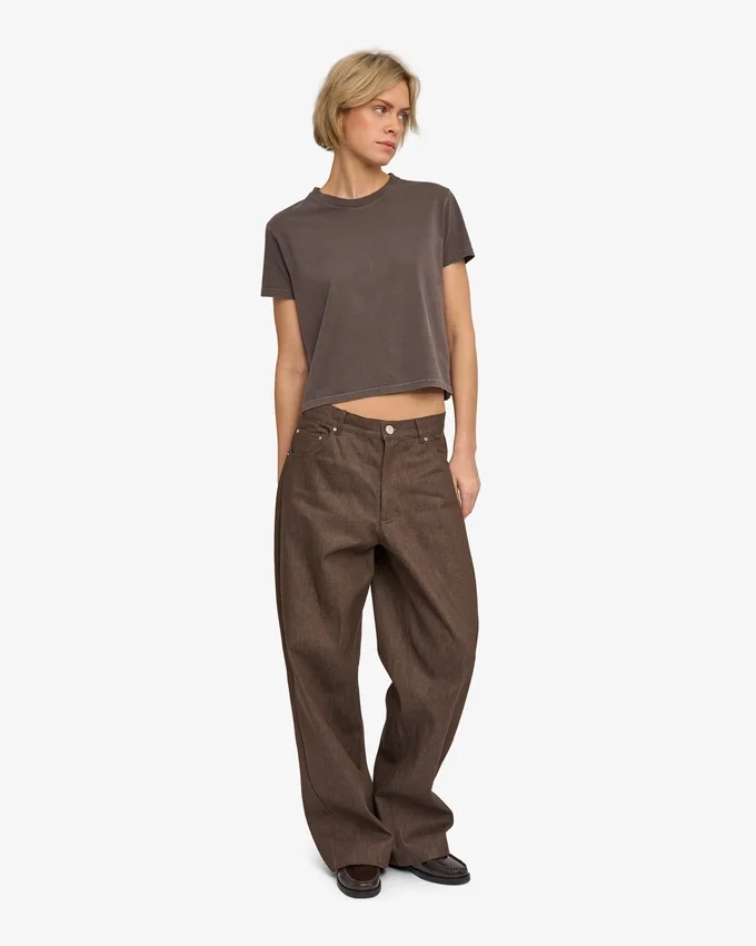 Boxy Crop-T-Shirt aus Bio-Baumwolle – Faded Mud