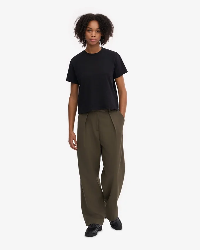 Boxy Crop-T-Shirt aus Bio-Baumwolle – Tiefschwarz