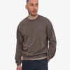 Classic Organic Shirt mit Rundhalsausschnitt – Ausgewaschenes Schlammgrau