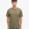Classic Organic Tee – Staubiges Oliv
