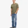 Classic Organic Tee – Staubiges Oliv