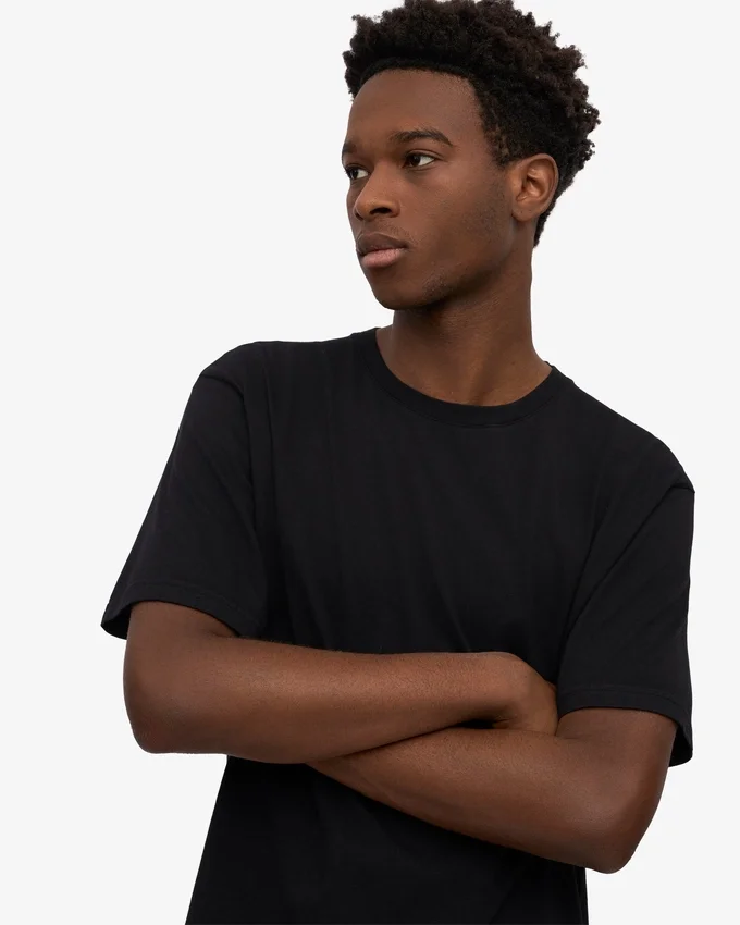 Classic Organic Tee – Tiefschwarz