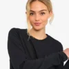 Damen-Bio-T-Shirt mit langen Ärmeln – Tiefschwarz