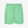 Klassische Badeshorts – Frühlingsgrün