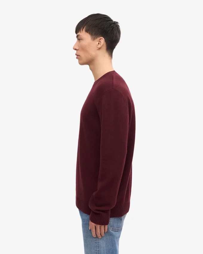 Klassischer Rundhalspullover aus Merinowolle – Oxblood-Rot