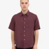 Leinenhemd mit kurzen Ärmeln – Oxblood-Rot