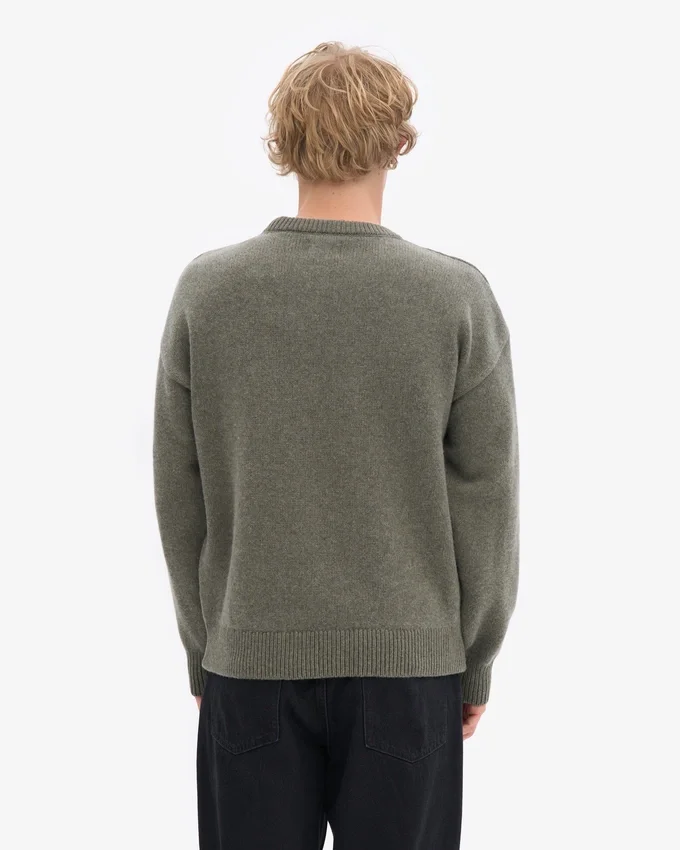 Oversized-Pullover aus Merinowolle – Staubiges Olivgrün