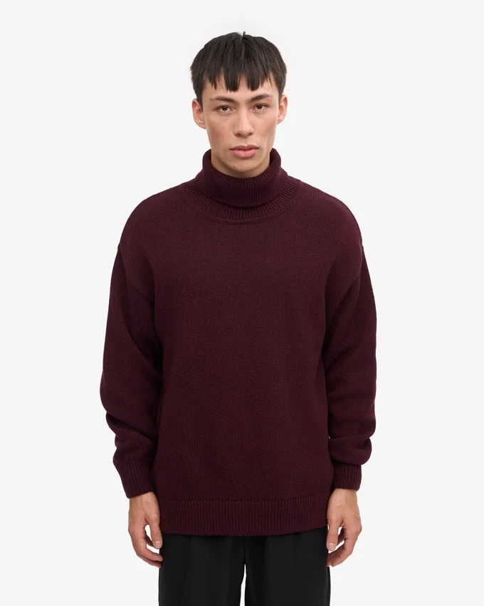 Rollkragenpullover aus Merinowolle – Oxblood-Rot