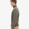 Rollkragenpullover aus Merinowolle – Staubiges Oliv