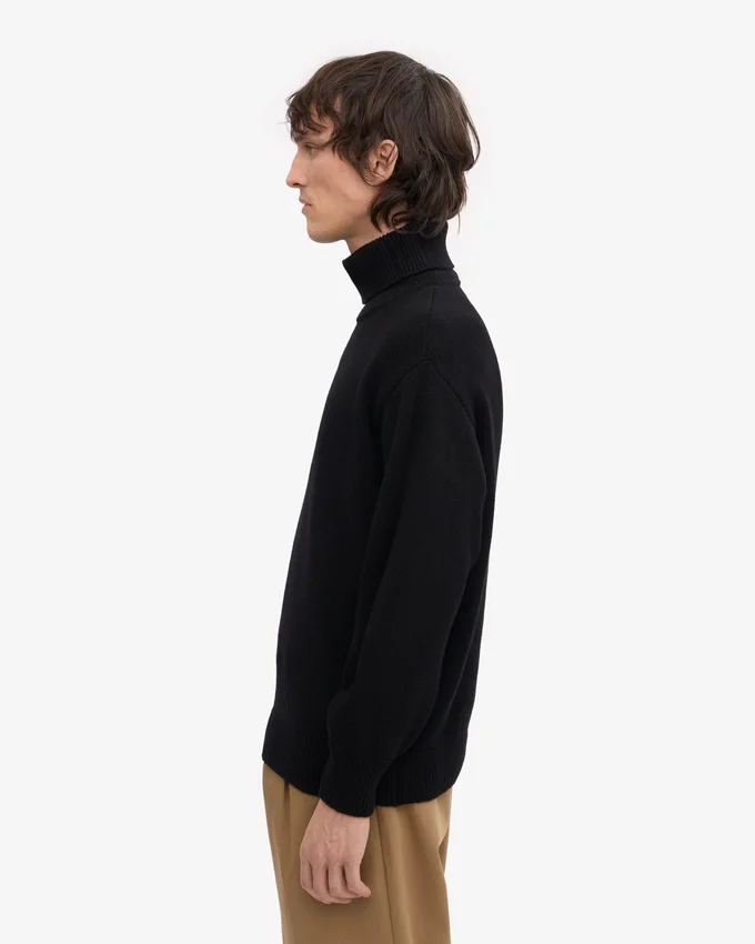 Rollkragenpullover aus Merinowolle – Tiefschwarz