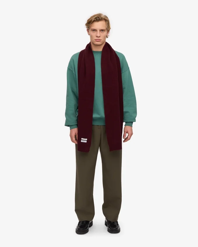 Schal aus Merinowolle – Oxblood-Rot