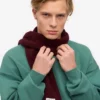 Schal aus Merinowolle – Oxblood-Rot