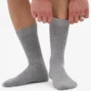 Socken aus Merinowollmischung – Meliertes Grau