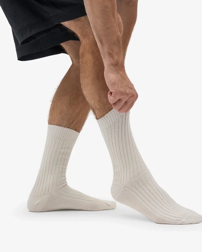 Socken aus Merinowollmischung – Optisches Weiß