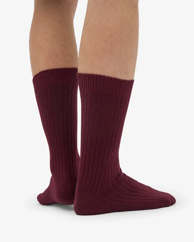 Socken aus Merinowollmischung – Oxblood-Rot