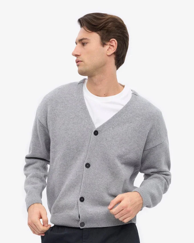Strickjacke aus Merinowolle mit V-Ausschnitt – meliertes Grau